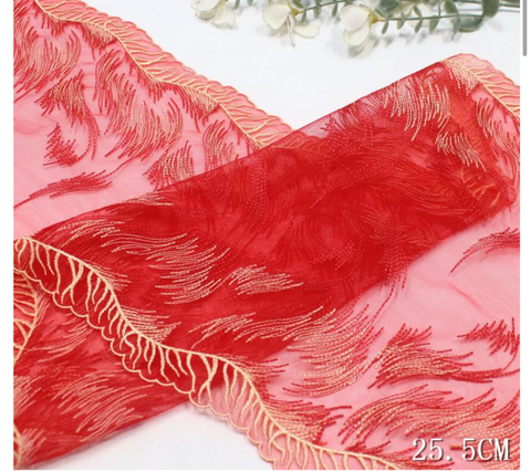 Вышивка на сетке красная 25 см