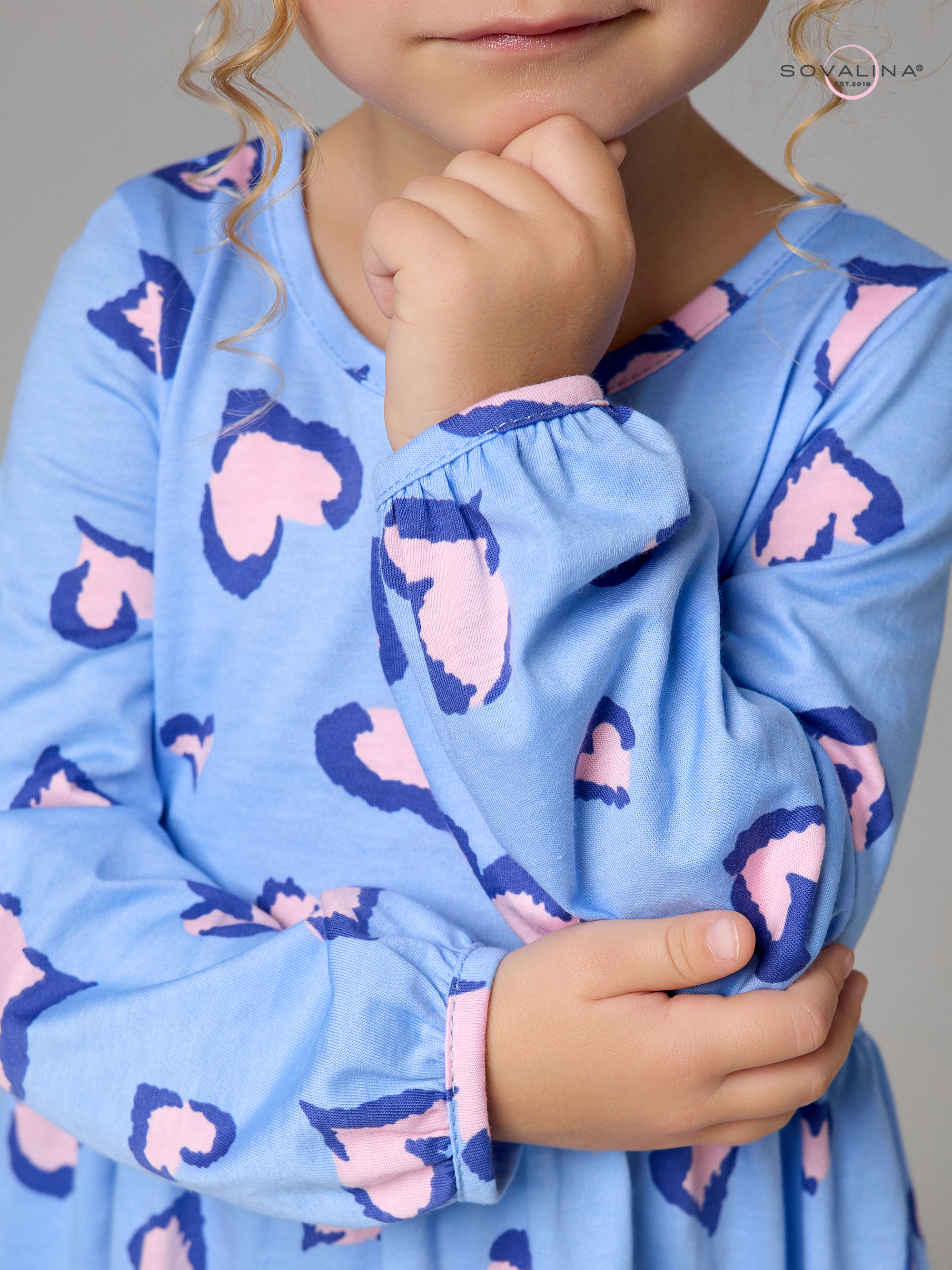 Платье Моана розовые сердечки на голубом