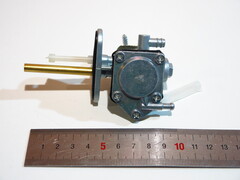 Кран топливный Suzuki DR650 DRZ400 LS650 GSF600/1200 Kawasaki VN800