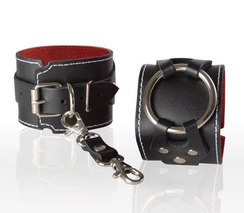 Чёрные кожаные наручники-напульсники с красной изнанкой - Sitabella BDSM accessories 3064-1
