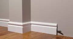 Плинтус DD137