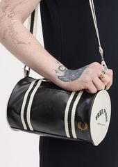 Сумка FRED PERRY Classic Mini Barrel Bag