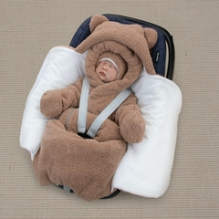 Демисезонный комплект на выписку 5 предметов