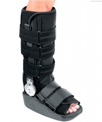 Ортез (тутор/сапог) для голеностопного сустава с регулируемым шарнирным замком PROCARE MAXTRAX ROM WALKER