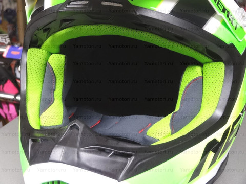 Кроссовый мотошлем NENKI NK-316, белый-зелёный