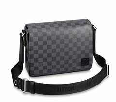 Сумка Louis Vuitton District PM, серый