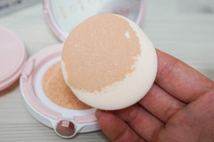 Увлажняющий кушон с эффектом сияния May Island Audrey Diapearl Cushion SPF 50+/PA++++