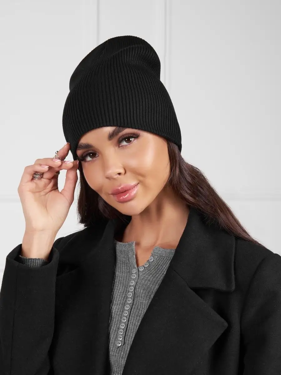 Шапка бини весна вязаная