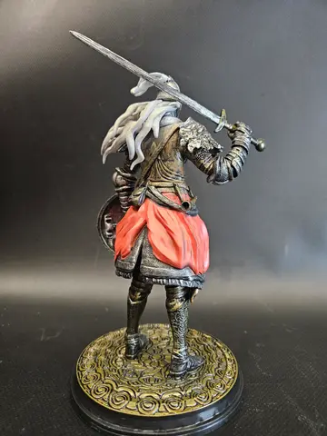 Фигурка Варграм Свирепый Волк из игры Кольцо Элден