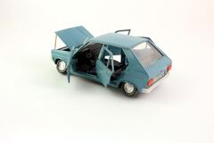 Peugeot 104 USSR remake Bburago 1:24