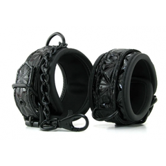Оковы для ног на цепочке Luxury fetish черные