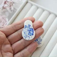 Подвеска Матрешка, полимерная глина, гжель, 38*25 мм, S007