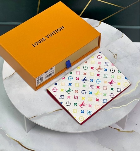 Обложка для паспорта Louis Vuitton x TM
