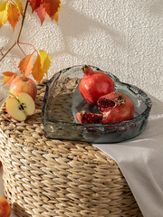 Ваза декоративная DeNASTIA "конфетница" сердце 23x23x8, стекло, 1,8л, ручная работа, св-серый, Египе