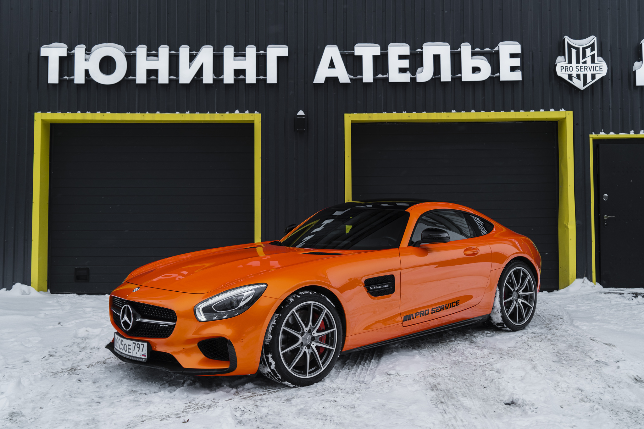 Пленка PET перламутровая оранжевая глянцевая Racing Orange Carbins G6104 –  купить за 2 500 ₽ | Lambox.ru