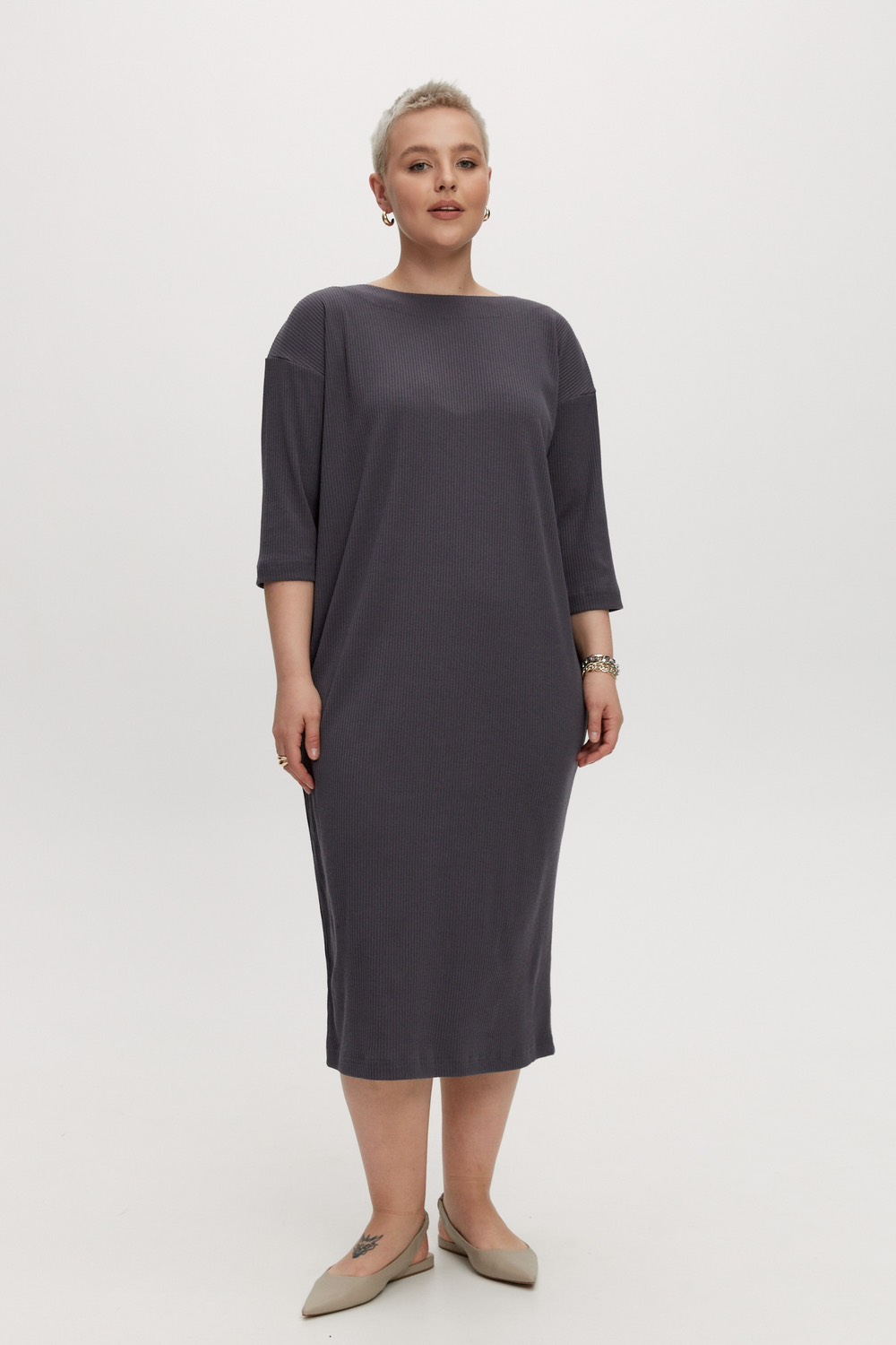 Платье трикотажное, в рубчик, графит