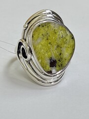 Октавиа (кольцо из серебра)