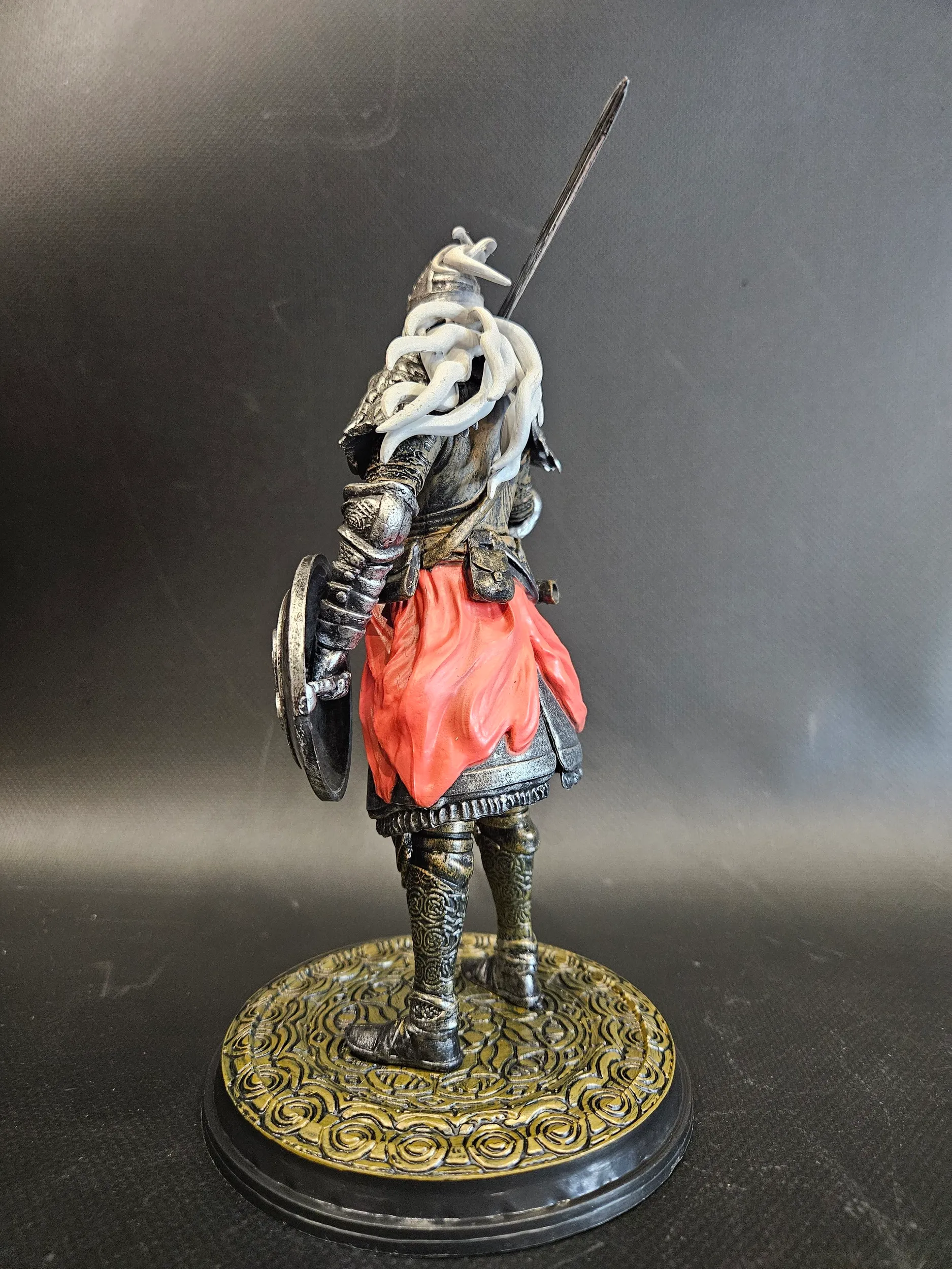 Фигурка Варграм Свирепый Волк из игры Кольцо Элден