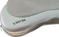 Массажная подушка с подогревом и разминающим массажем Шиацу, серая Bradex