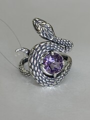 Змея  (кольцо из серебра)