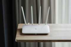 Роутер Xiaomi Mi Wi-Fi Router 4