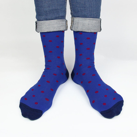 Носки синие в красный горошек