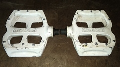 Педали платформы Truvativ Hussefelt белые