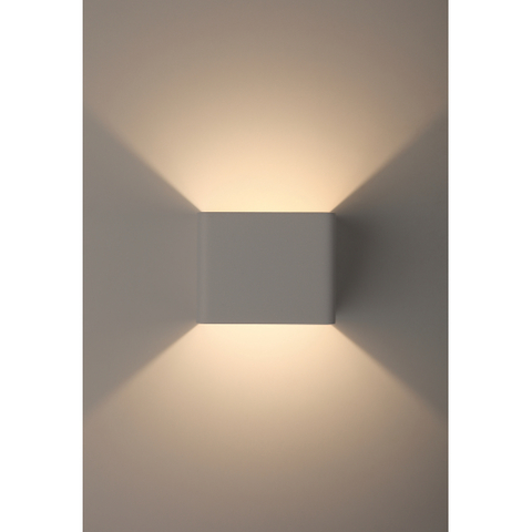 Настенный светодиодный светильник ЭРА WL3 WH 6Вт IP20 белый
