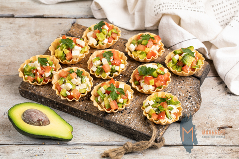 Вегетарианская тарталетка с тофу и авокадо, 20 шт.