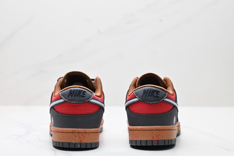 Nike Dunk Low 'Deadpool' 