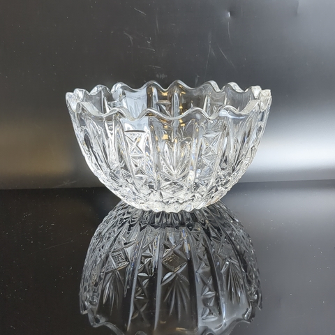 Салатник хрустальный алмазная грань, резные края, геометрический орнамент, винтаж СССР 1970-1990 гг