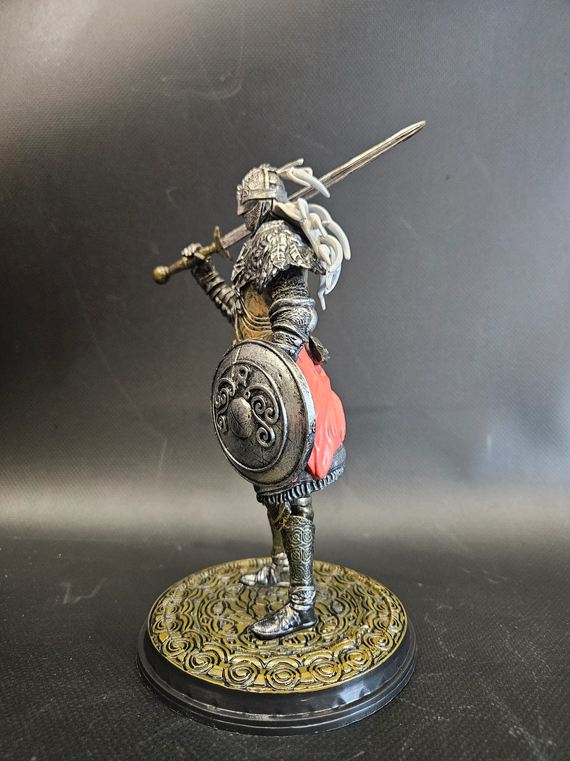 Фигурка Варграм Свирепый Волк из игры Кольцо Элден