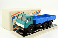KAMAZ-5320 green-blue (plastic box) 1990 Elecon Arek Made in USSR 1:43