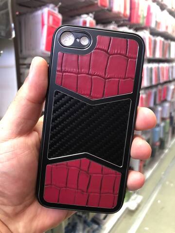Силиконовый чехол с карбоном и эко-кожей Durable case UD series для iPhone 7, 8, SE 2020, SE 2022 (Красный)
