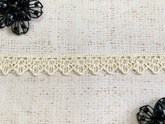 Кружево плетеное, ш. 1,8 см, айвори