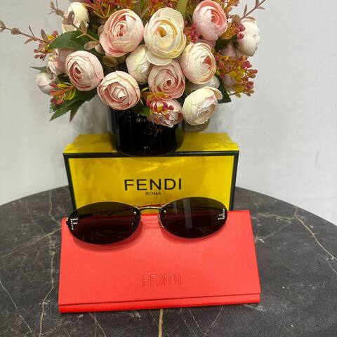 Очки Fendi