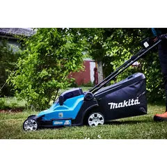 Аккумуляторная газонокосилка Makita DLM432Z