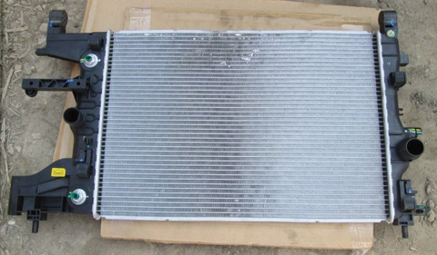 РАДИАТОР CRUZE ДВИГ D4 МКПП SAT