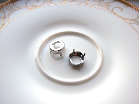 Оправа для подушечки 12*12 мм с родиевым покрытием