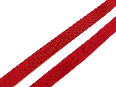 Резинка бретелечная красная 15 мм (цв. 100)
