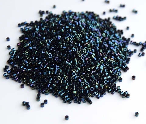 DBS-0002 Бисер цилиндрический Миюки делика 15/0 /Miyuki delica 15/0 Blue Iris