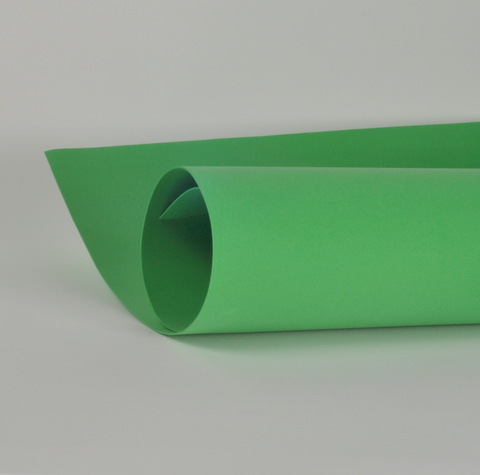 Фоамиран Иранский цвет зеленое яблоко. Толщина 1.0мм. Лист 60х70см.