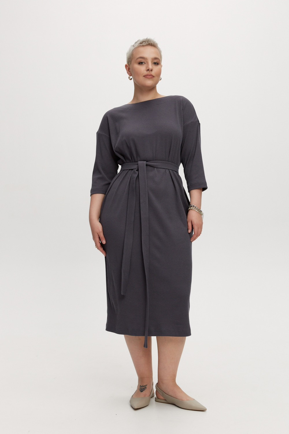Платье трикотажное, в рубчик, графит