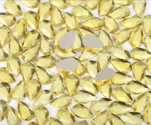 Стеклянные стразы  (5,5*8мм) 25шт, цвет желтый