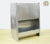 Бункерная кормушка для кроликов-гигантов