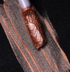 RELOUIS Тени жидкие сатиновые Satin Liquid Eyeshadow т.27 Bridal Peach