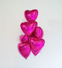 Связка из гелиевых шаров Сердца фуксия