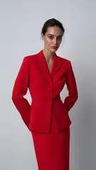 Жакет с воротником и баской