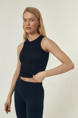 Топ Simple Ribbed Tank in Black