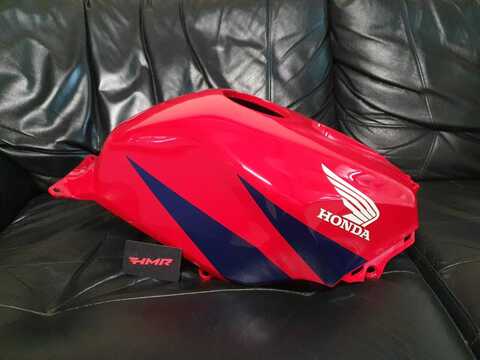 Honda Накладка бака CBR 600 RR 2005 83150-MEE-D00ZA